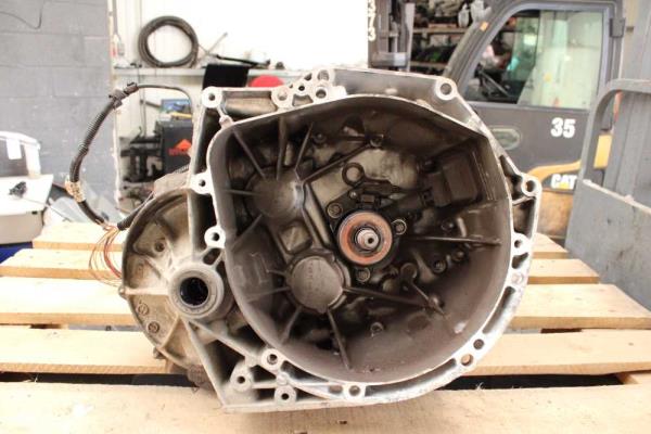 BOITE DE VITESSE AUTOMATIQUE PEUGEOT 5008 1.6HDI - Vue 1